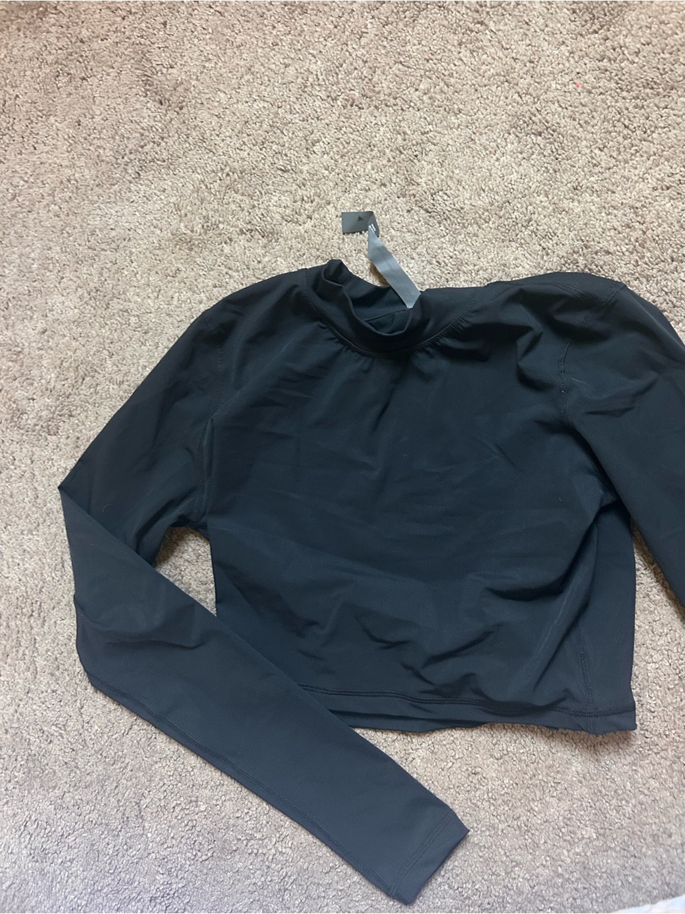 Vuori Black Long Sleeve Mock Neck Crop Top